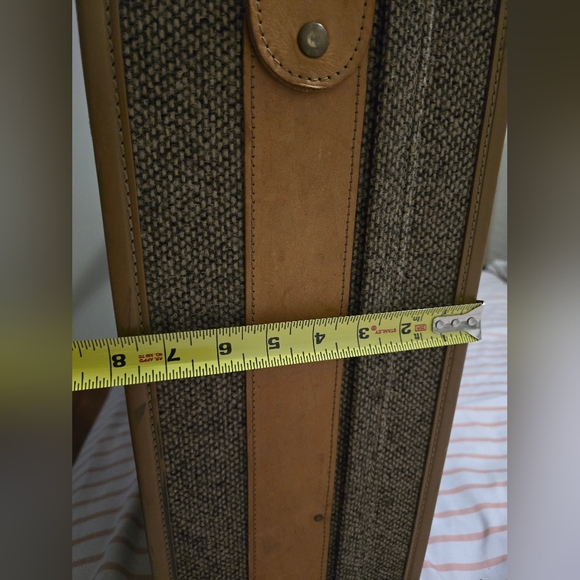 Vintage Tweed Suitcase with Leather Accents - Picture 11 of 13
